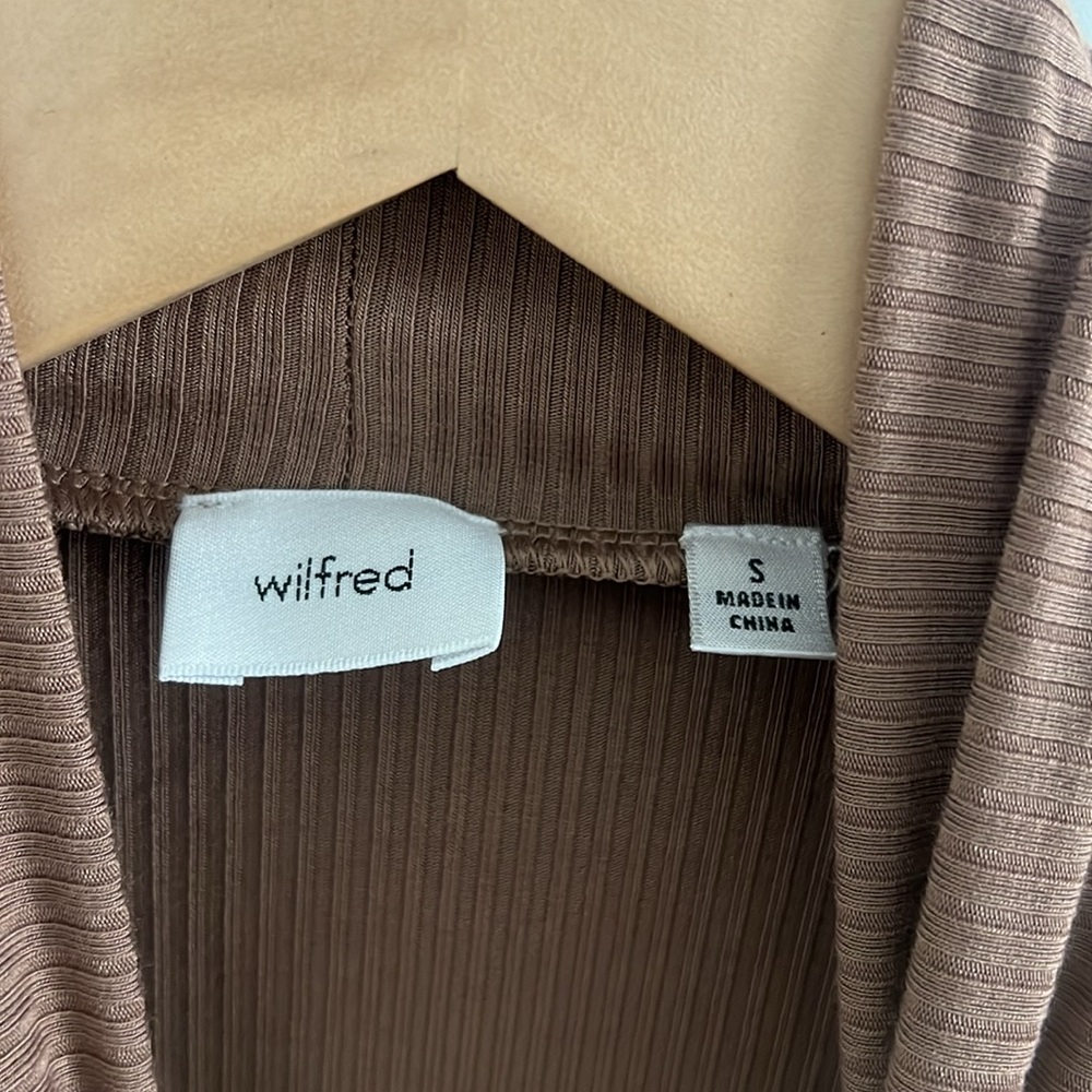 NWT Aritzia Wilfred Only Long Sleeve Blouse - Saville / Tan Brown (S) - Picture 5 of 7